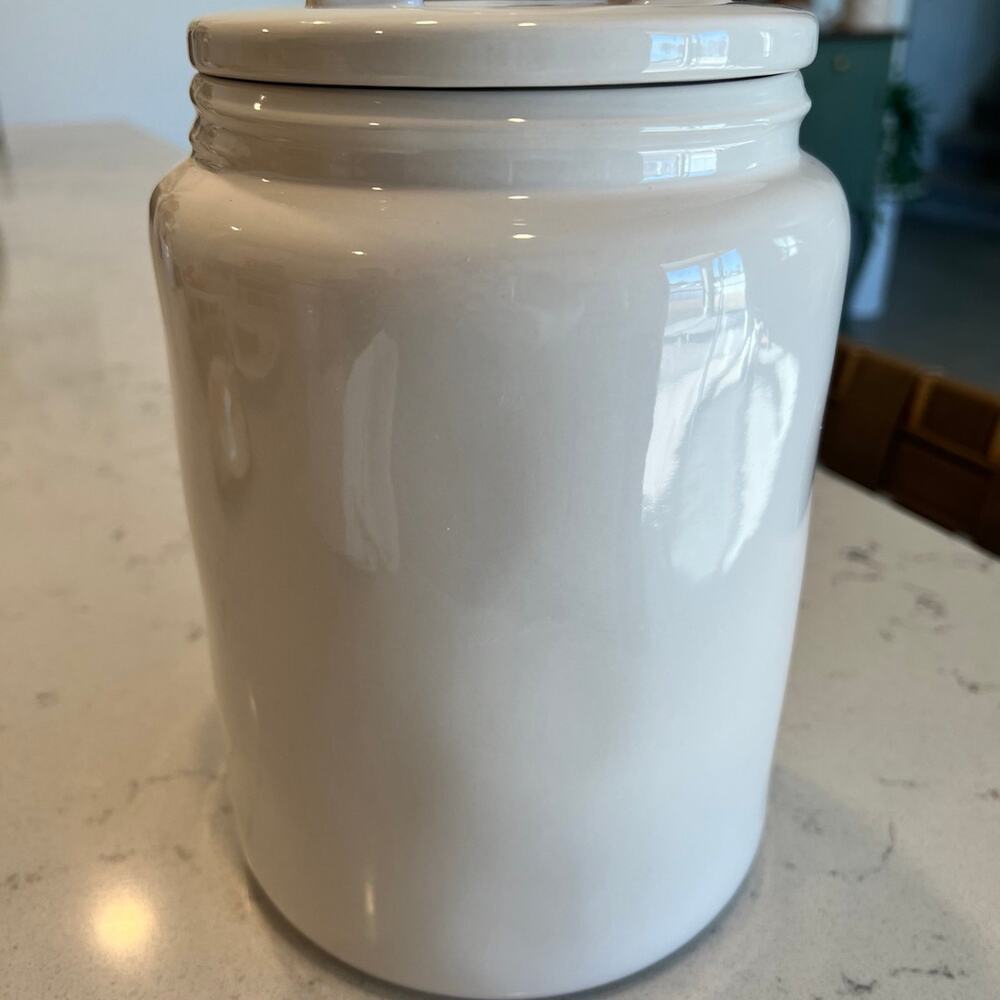 Rae Dunn Large Santa Canister - Picture 4 of 8